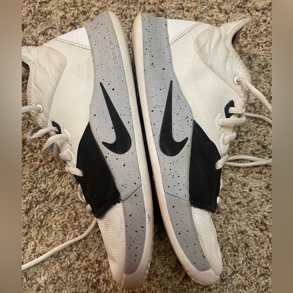 Paul George shoes size 9